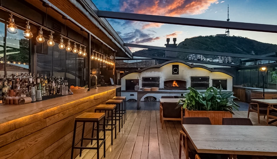 هتل آیوتا تفلیس